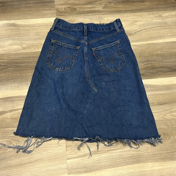 Levi’s high waisted blue denim jean skirt size 25 - Picture 7 of 8